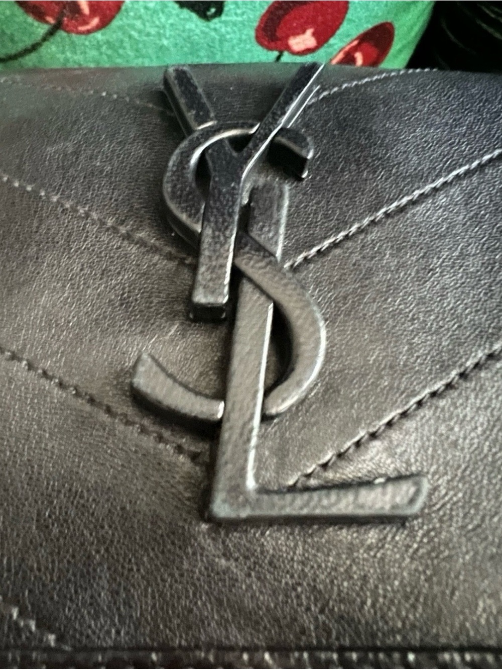 Saint Laurent Niki Medium Shoulder Bag – Black Smooth Calfskin - 100% Authentic - Picture 11 of 15